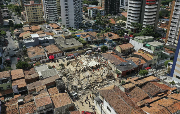 Al menos 2 muertos tras derrumbe de edificio en ciudad brasileña de Fortaleza