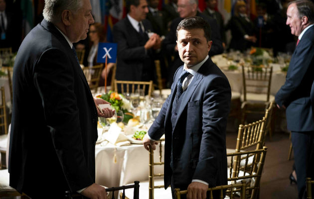 Algunos europeos están decepcionados por cómo el presidente Volodymyr Zelensky buscó congraciarse con el presidente Trump. Foto/ Doug Mills/The New York Times.