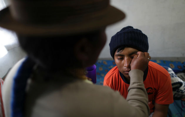 Los dos jóvenes fueron alcanzados por proyectiles en un duro enfrentamiento con las fuerzas armadas que se prolongó durante horas en Cangahua, una aldea rural del municipio de Cayambe, en los Andes ecuatorianos.