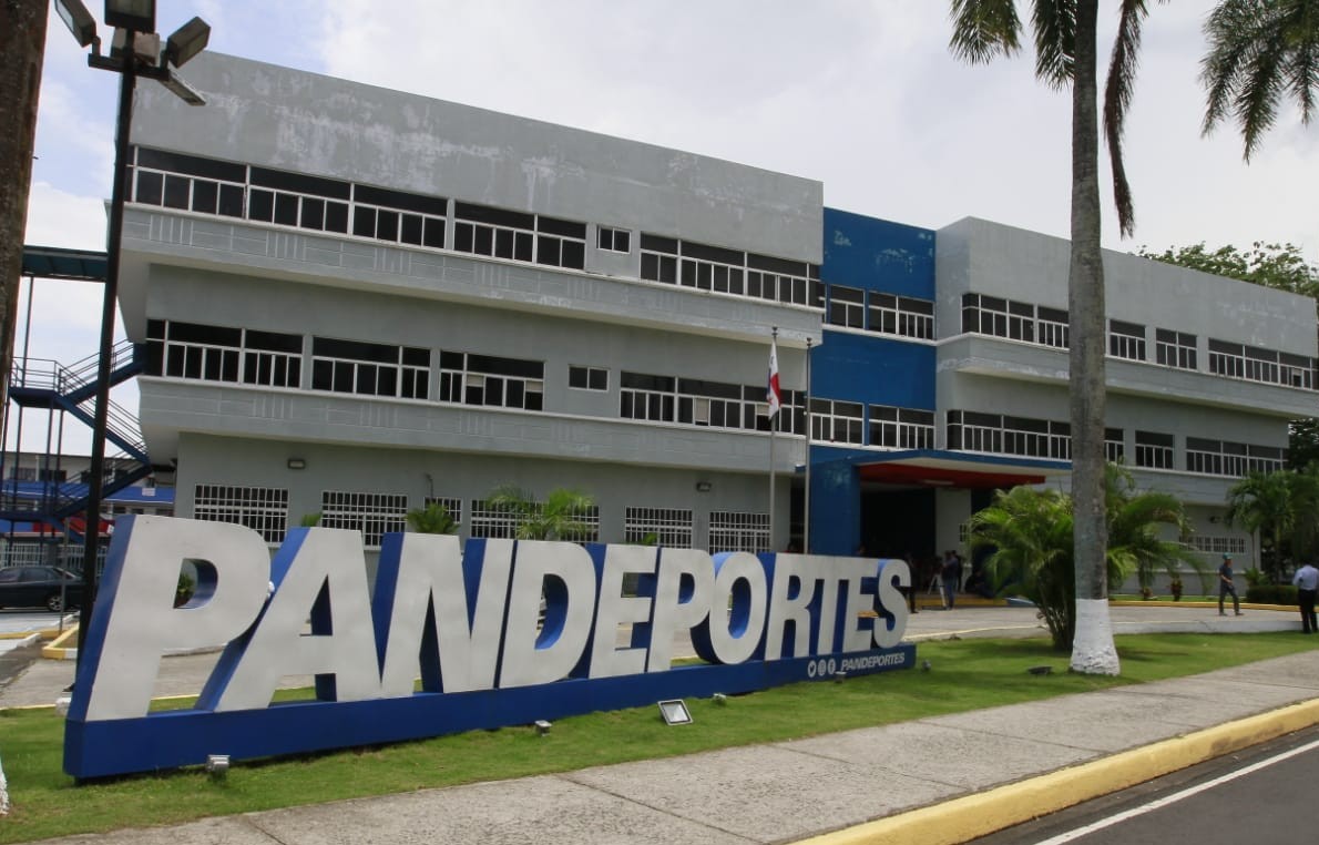 La investigación de esta causa inició de oficio por la nota en un diario de la localidad sobre supuesta malversación de fondos públicos otorgados por Pandeportes a federaciones deportivas.