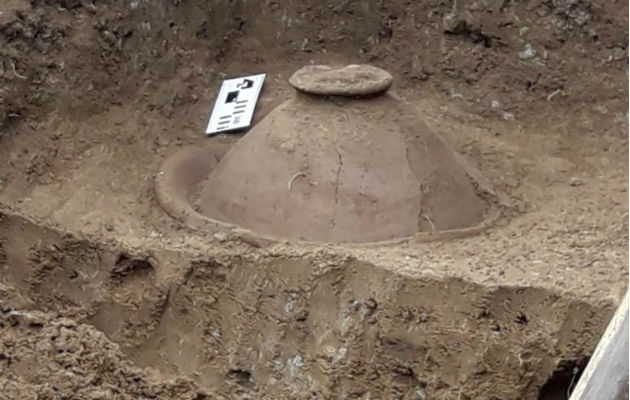 La urna desenterrada estaba a 1.50 metros de donde fueron encontradas las tres primeras.