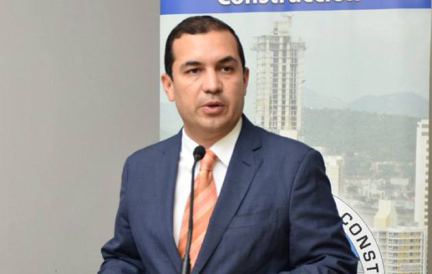 Actualmente, Héctor Ortega, funge como presidente de la Cámara Panameña de la Construcción.