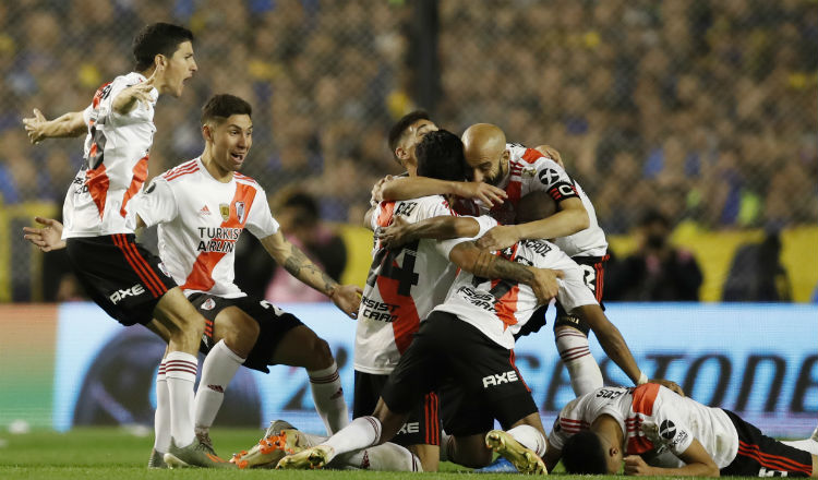 River Plate eliminó a Boca Jrs en la Bombonera Foto AP