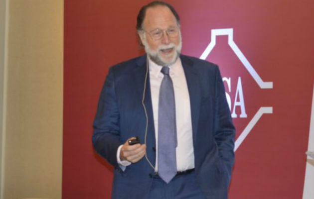 El economista Ricardo Hausmann hizo un análisis de las APP en Panamá. Cortesía Stratego