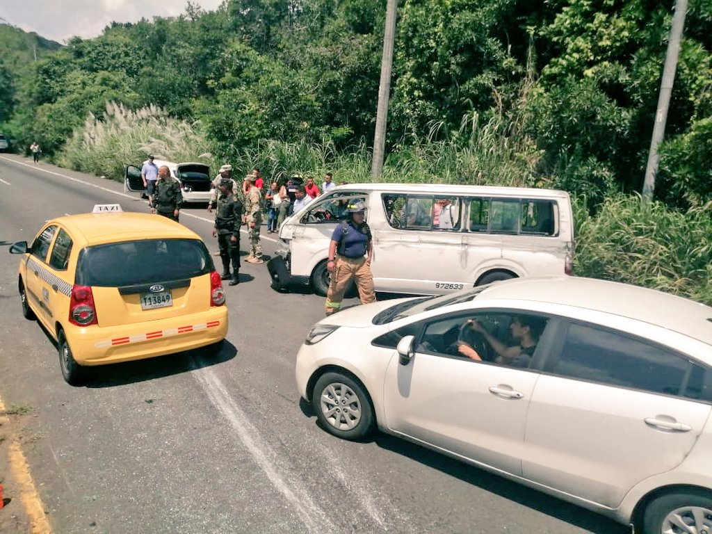 El accidente de tránsito se registró a la altura de Howard, yendo hacia Panamá Oeste.