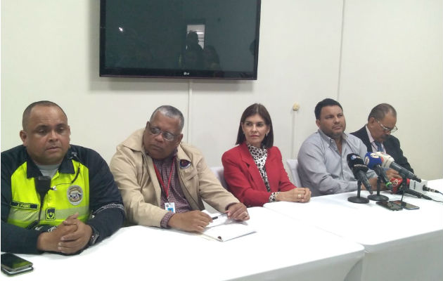 Conferencia de prensa por éxodo en fiestas patrias.