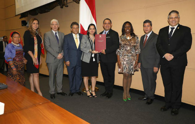 La Asamblea Nacional aprobó la ratificación de los nombramientos para la Caja de Ahorros y Panamá Pacífico con 41 votos a favor. Foto/Asamblea Nacional