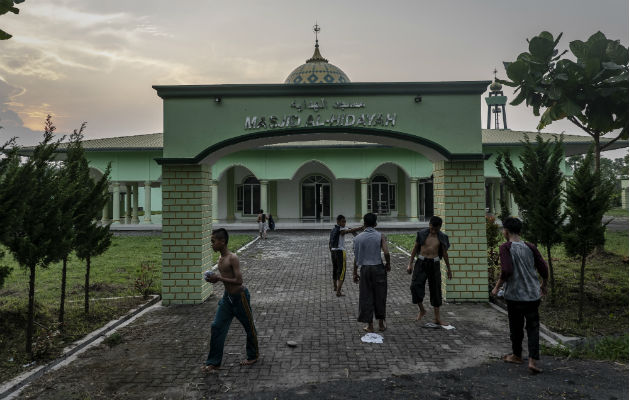 Una escuela en Jakarta que desradicaliza a hijos de rebeldes. El Gobierno trata de purgar el extremismo. Foto/ Ulet Ifansasti para The New York Times.