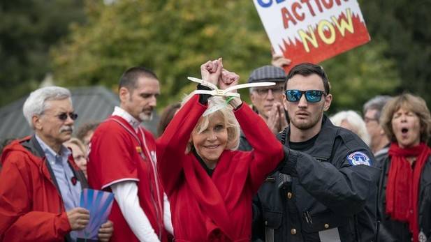 Jane Fonda protesta. ¿Asunto? El cambio climático.