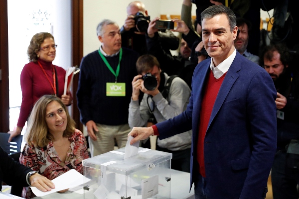 el presidente interino, Pedro Sánchez, venció en los comicios, pero sin una mayoría para gobernar. FOTO/EFE