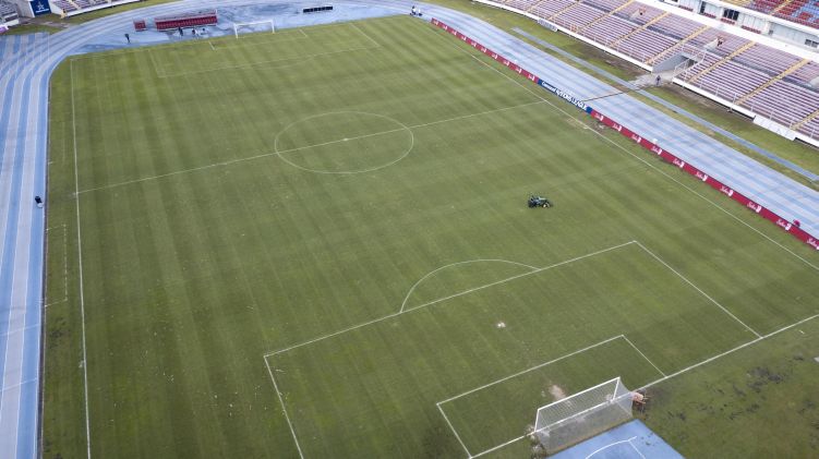 Así se ve el cancha del Rommel Fernández Foto AP