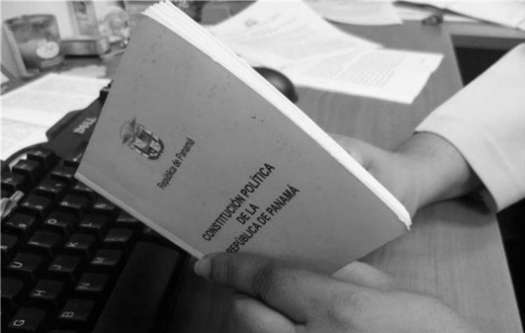   Introducir un régimen de gobierno semipresidencial para una distribución más equilibrada del poder político entre los Órganos del Estado, eliminaría el exacerbado presidencialismo, que nació con la Constitución de 1972, aún vigente.  Foto: Archivo.