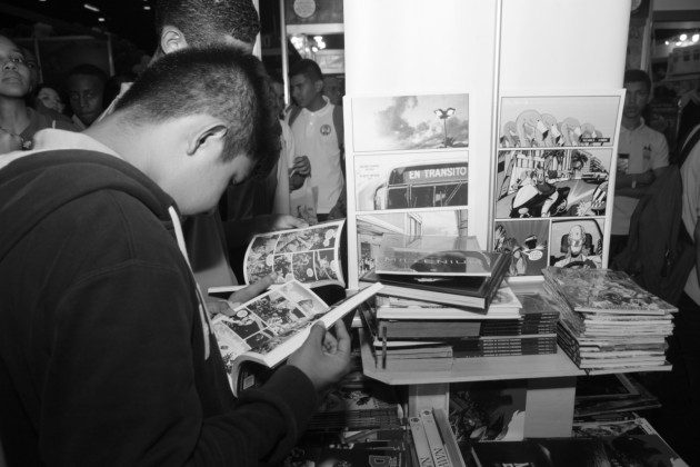 Estamos perdiendo la cultura de leer libros, los jóvenes deben buscar entretenimiento en la lectura de buenos libros  Foto: Archivo.