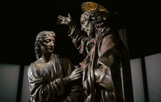 “Cristo y Santo Tomás”, de Andrea del Verrocchio, maestro de Leonardo da Vinci, es parte de una retrospectiva. Foto/ Dmitry Kostyuko para The New York Times.