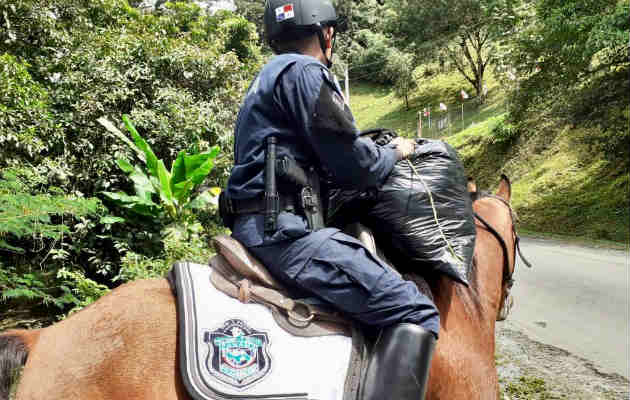 Policía Montada opera de manera preventiva en el Valle de Antón. Foto/Cortesía