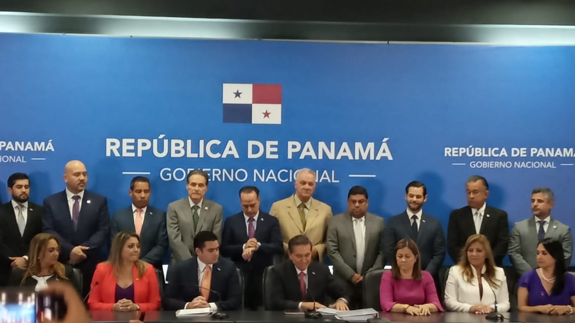 La conferencia de prensa se realizó en la sede de la Presidencia de la República. Foto: Cristabelis Toribio.