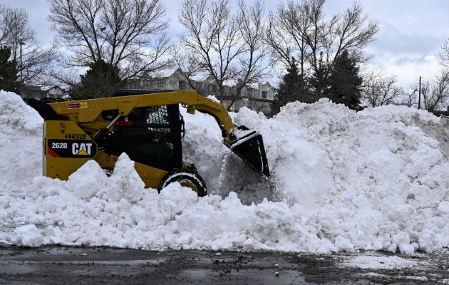 La tormenta arrojará entre 15 y 30 centímetros (6 a 12 pulgadas) de nieve. Foto: EFE.