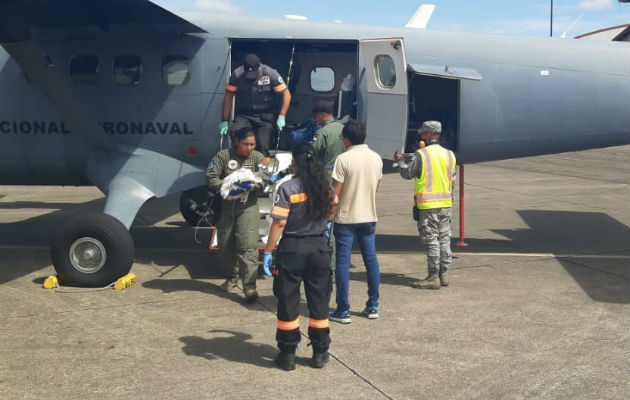 A bordo de la aeronave AN-261 evacuaron a los trillizos prematuros. Foto: Cortesía/Senan.