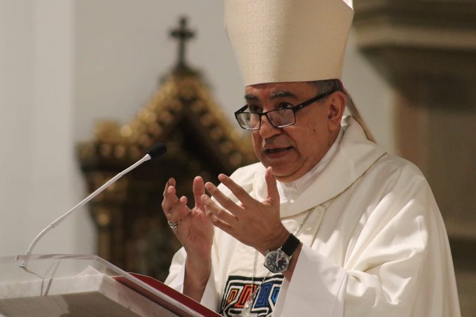 El arzobispo metropolitano, monseñor José Domingo Ulloa, envió un mensaje a las madres en su día. 