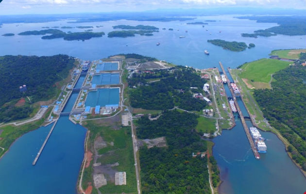 En los últimos 20 años el Canal de Panamá ha aportado más de 15 mil millones de dólares al Tesoro Nacional. Foto/Canal de Panamá