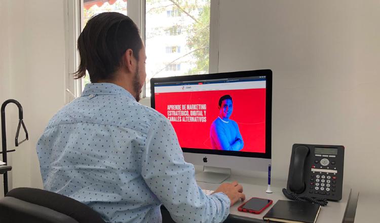 La educación virtual es una opción que están tomando muchos panameños. Cortesía