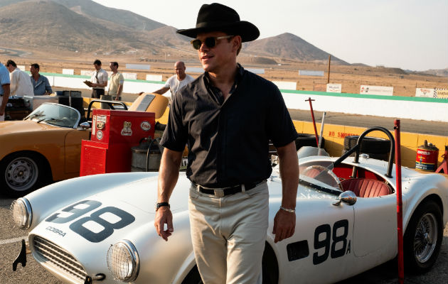 Matt Damon es versión matizada del diseñador de autos Carroll Shelby, en “Contra lo Imposible”. Foto/ Merrick Morton/20th Century Fox.
