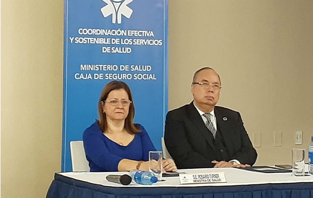 Rosario Turner y  Enrique Lau Cortés. Foto/ Víctor Arosemena