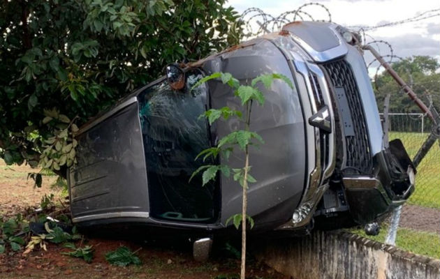 El choque fue entre una camioneta y un vehículo pick up. Foto: José Vásquez. 