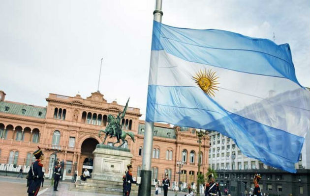 Las modificaciones en materia tributarias incluidas en la ley de "emergencia" económica a nivel nacional también implicarán mejoras para los ingresos provinciales.