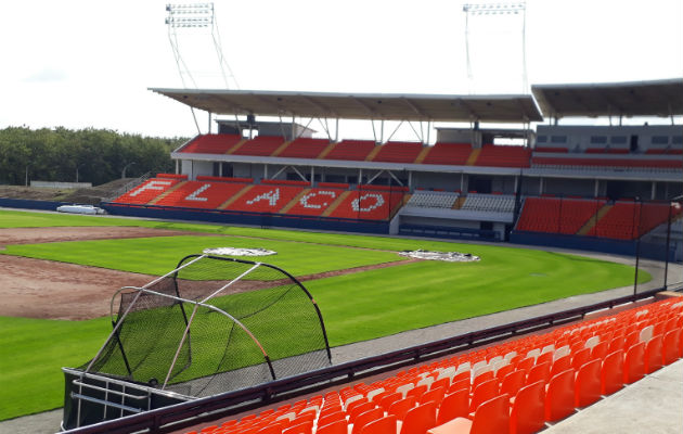 Aseguran que podrían impedir la inauguración del coliseo deportivo. Foto: Thays Domínguez.