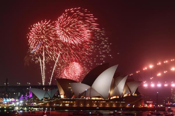 Varios países ya han recibido al 2020 por todo lo alto. FOTO/EFE