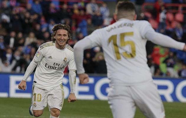 Modric sentenció el triunfo blanco.