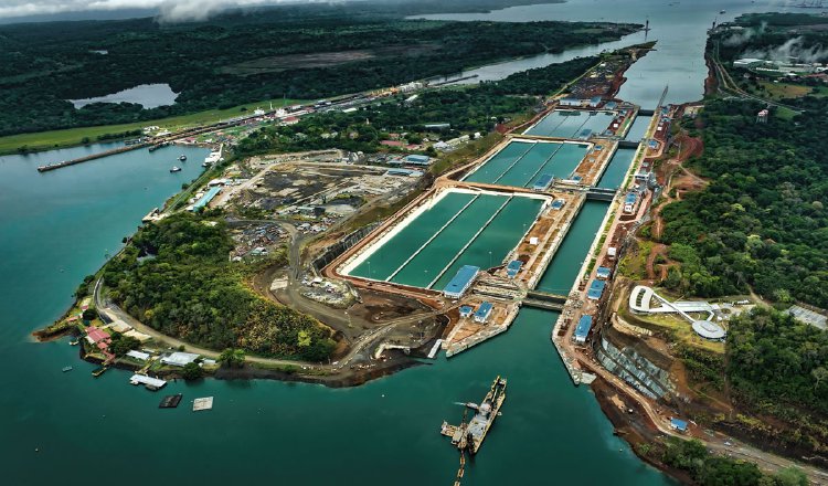 El Canal de Panamá  debe mantener su neutralidad para minimizar las posibilidad de ser un objetivo militar. Panamá América.
