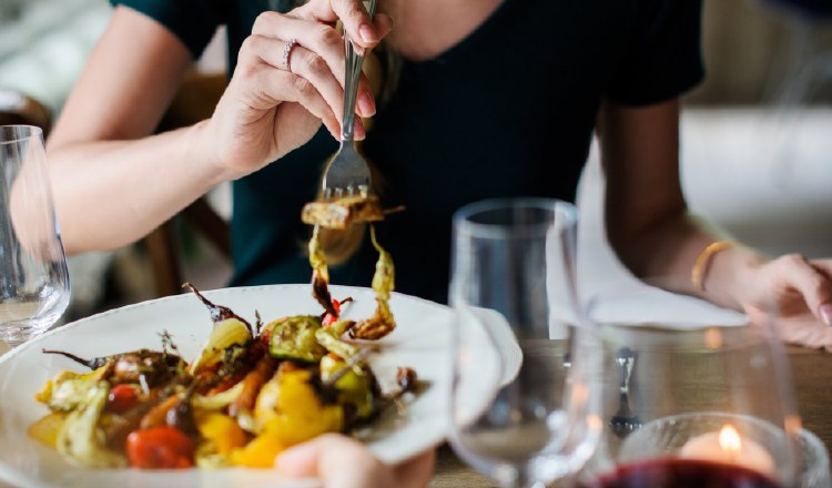 En el ayuno intermitente se pueden comer todas las comidas del día en ocho horas. Pixabay
