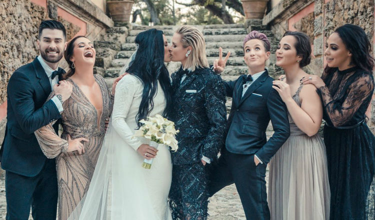 Boda de Ali Krieger y Ashlyn Harris (derecha) Foto @ashlynharris24