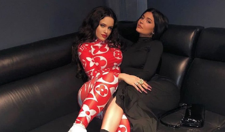 Rosalía y Kylie Jenner. Instagram