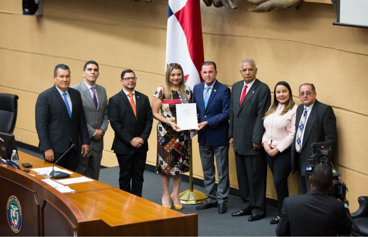 La ministra de Trabajo, Doris Zapata presentó un anteproyecto para crear el juzgado ejecutor.