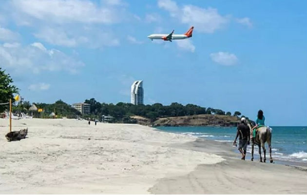 Las playas del interior del país son muy concurridas para el verano. Los turistas extranjeros no han reservado este año, como en años anteriores. Foto: ATP.