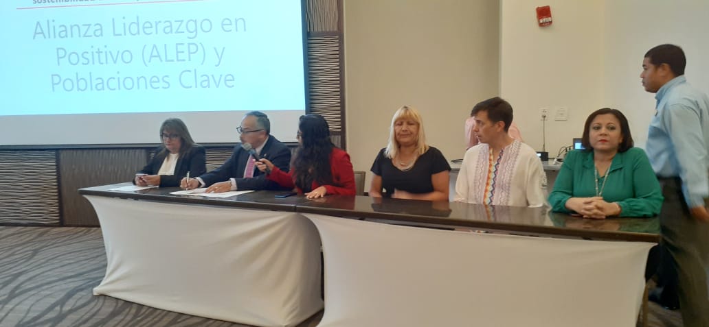 Conferencia de prensa sobre el lanzamiento del proyecto. Foto/ Víctor Arosemena