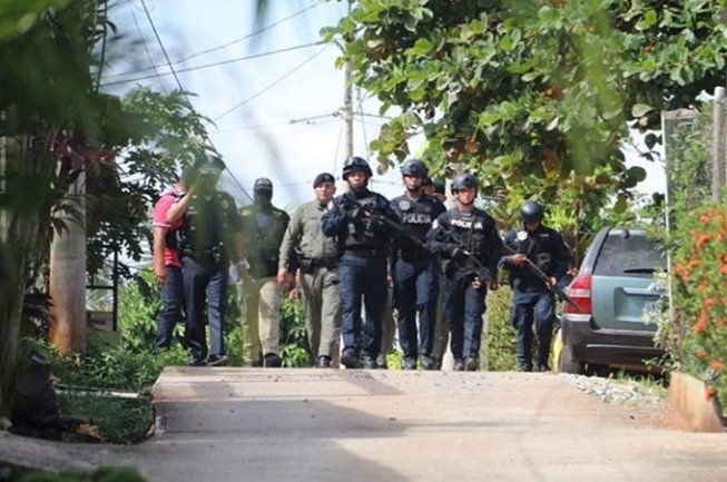 Las autoridades hablan de cuatros sospechosos y ofrecen recompensa de 5 mil dólares por el paradero de esos sujetos. Foto: Ministerio de Seguridad.