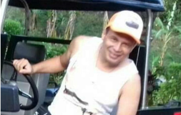 El auto de Erick Geovany Pittí fue encontrado vandalizado en Puerto Armuelles. Foto: Mayra Madrid. 