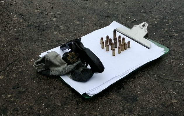 Se investiga si los aprehendidos participaron de un tiroteo donde murió un hombre. Foto: Eric A. Montenegro.