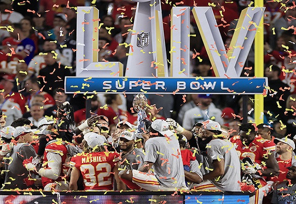 Los Chiefs de Kansas City festejan. Foto:AP