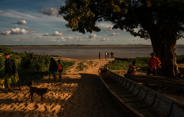 Parmana, un pueblo a orillas del Orinoco que ha caído en subsistencia sin ley, exportaba arroz, frijol y algodón. Foto / Adriana Loureiro Fernande para The New York Times.