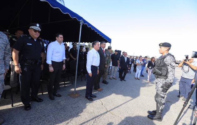 El presidente Laurentino Cortizo dijo a las unidades de la Policía Nacional y del resto de la Fuerza Pública a que cumplan con su deber se servir a Dios y a la Patria.