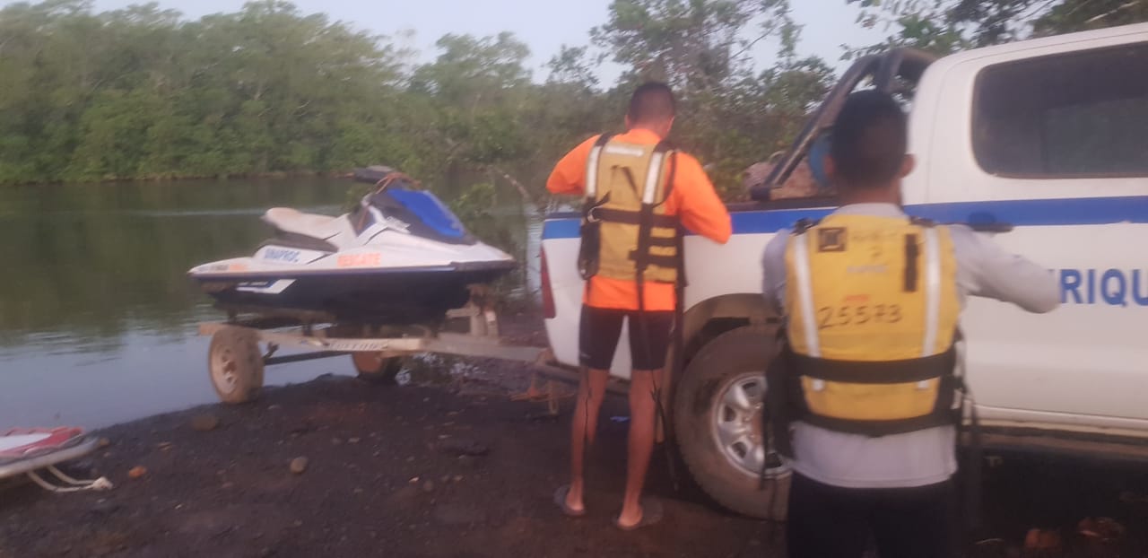 En horas de la noche del domingo las autoridades lograron recuperar los cuerpos de Alejandro Guerra de 44 años y Paulina Ortiz Gonzales de 47 años. Foto/José Vásquez