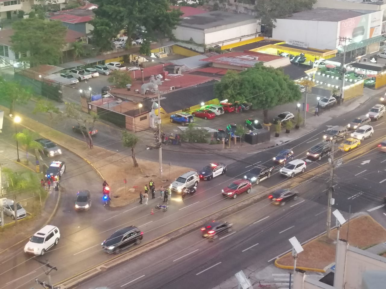 El hecho se registró a la altura de La Alameda, sobre la Vía Ricardo J. Alfaro. Foto: Cortesía.