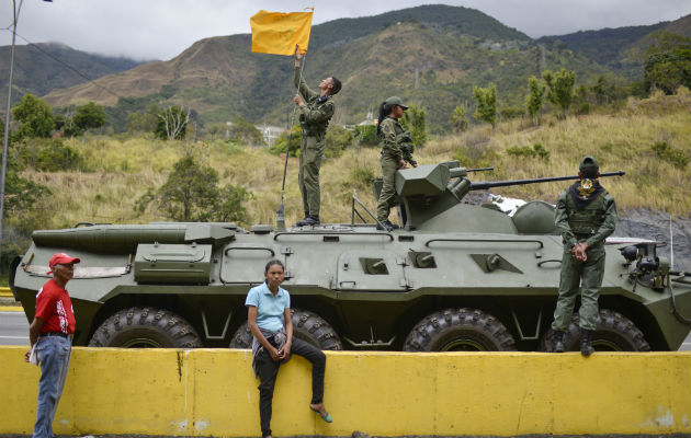 La Milicia está conformada por civiles simpatizantes del chavismo. Foto: AP.,