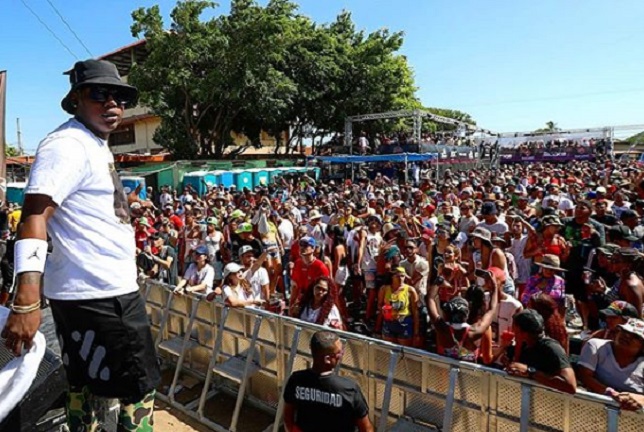 Yemil cerró la tarima del primer día de culecos.  Foto: Instagram