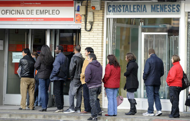 Se mantuvo el número de trabajadores sin un contrato formal. EFE